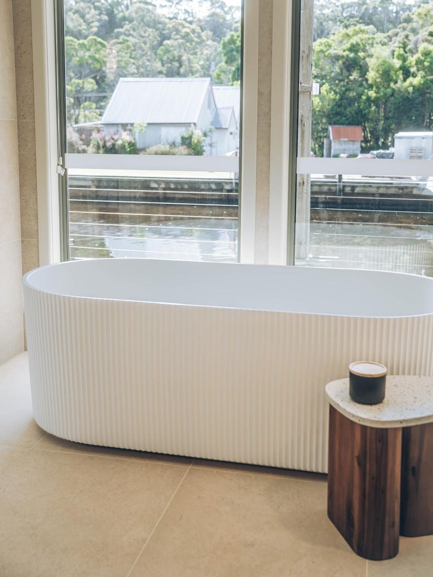 Risby Cove Boutique Hotel Strahan Eksteriør billede