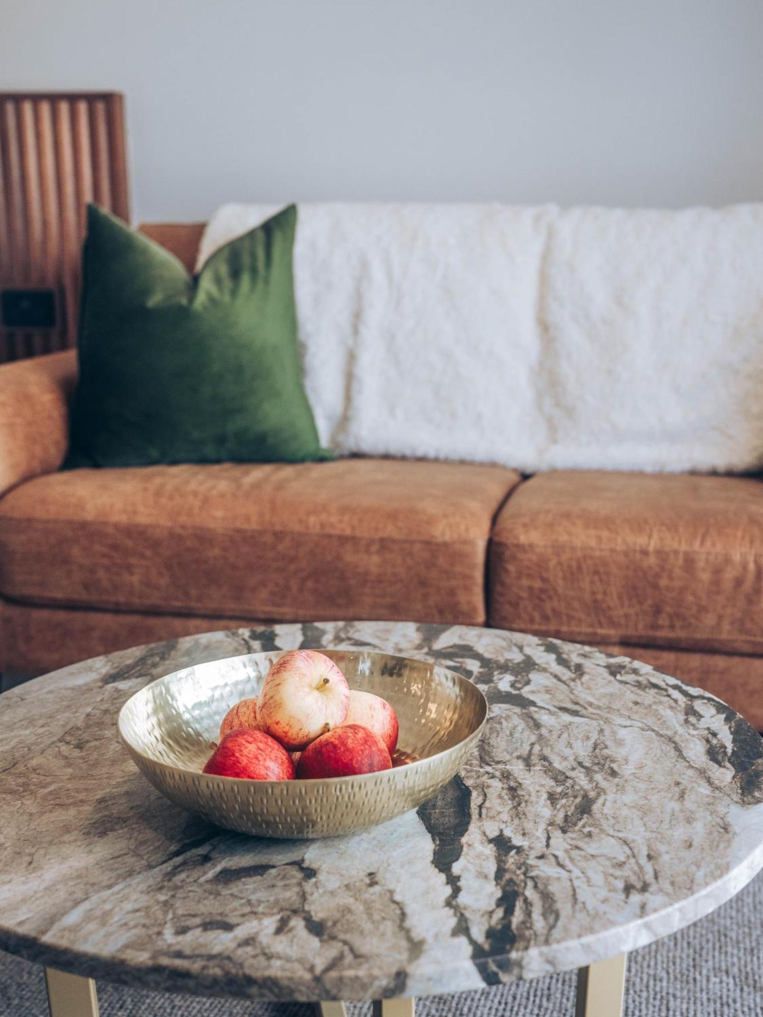 Risby Cove Boutique Hotel Strahan Eksteriør billede