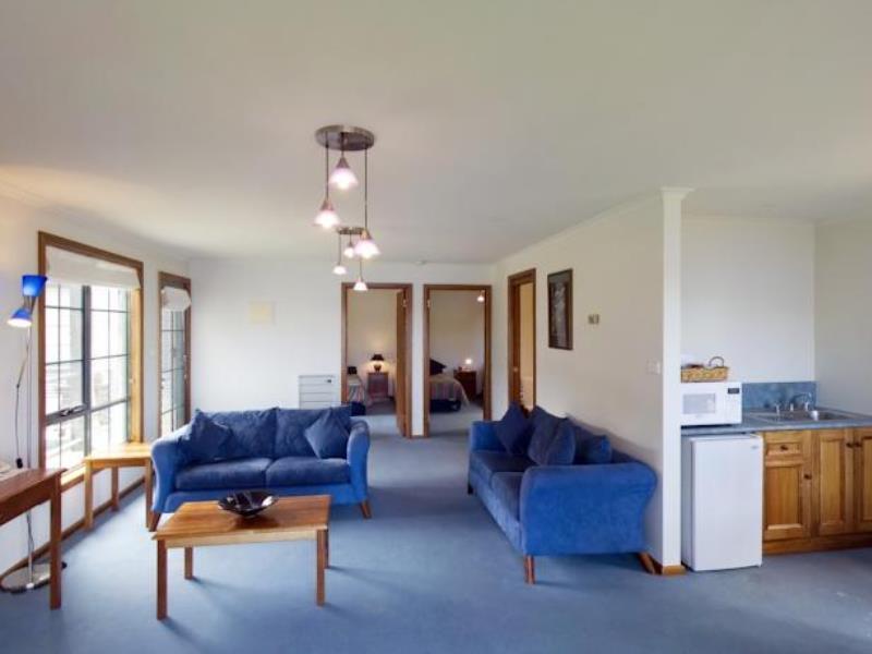 Risby Cove Boutique Hotel Strahan Eksteriør billede